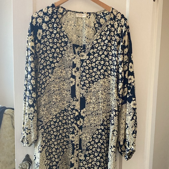 Maison Hotel Maxi Dress - Navy and Cream - Picture 2 of 9